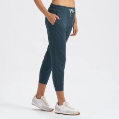 Performance Jogger | Beryl Heather