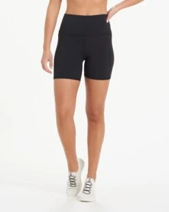 Studio Pocket Short | Black