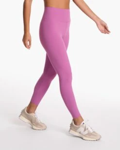 Vuori AllTheFeels™ Legging - Short | Claret