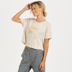 Here Comes The Sun Tee | Putty